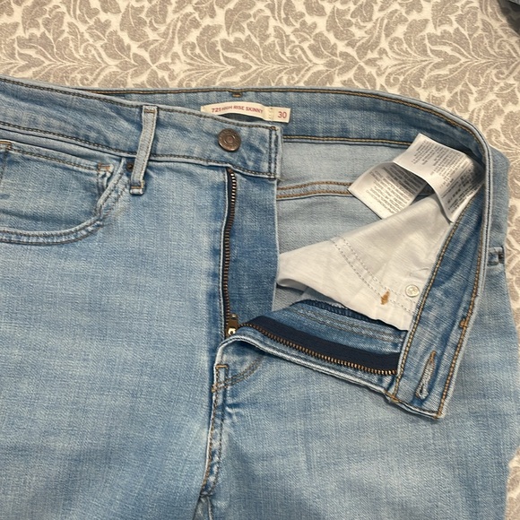 Levi’s skinny jeans with pocket design - Picture 3 of 5